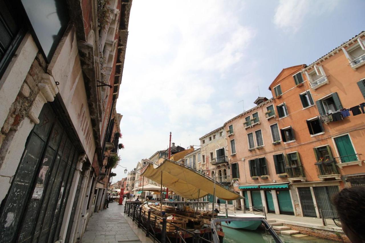 Veneziacentopercento Nicoli * Venise