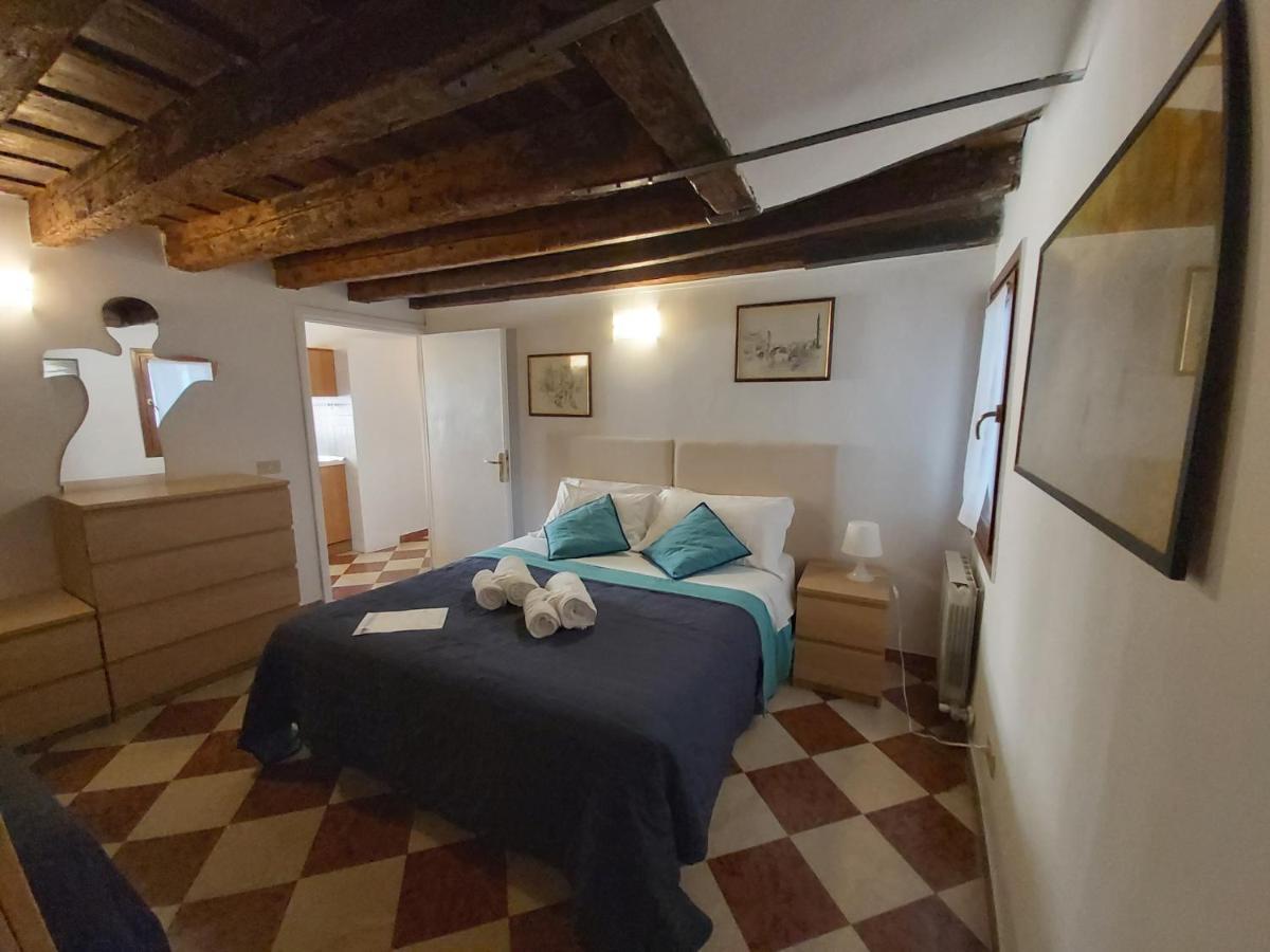 Veneziacentopercento Nicoli Venise